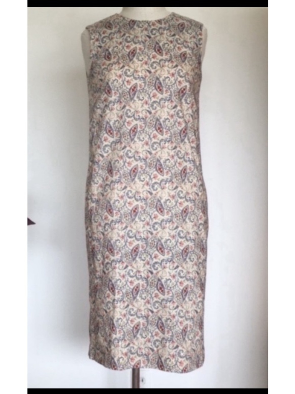Vintage cotton paisley shift dress, sleeveless, exposed zipper, never worn, S